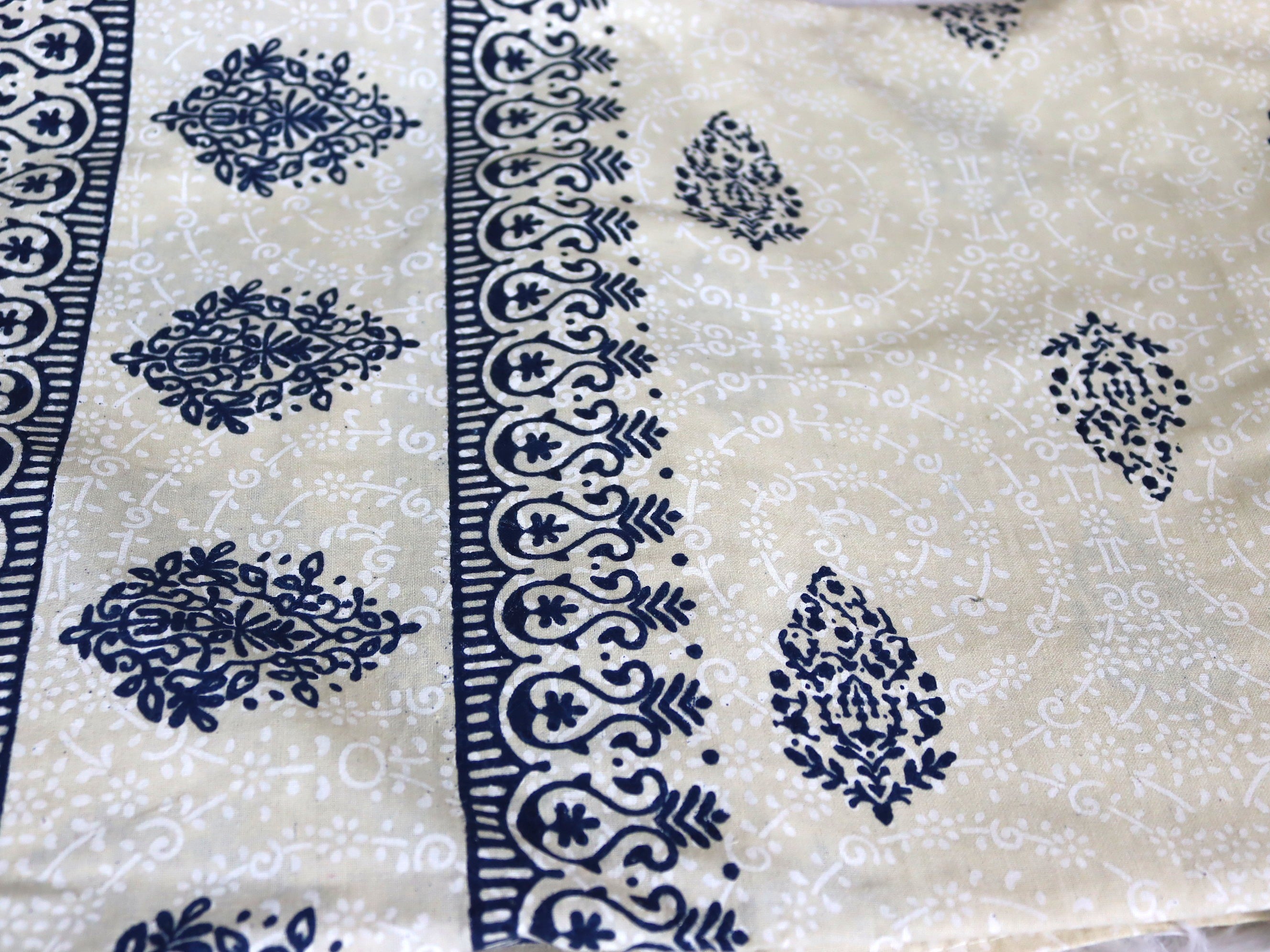 Beige & Indigo Blue Teardrop Cotton Bedsheet